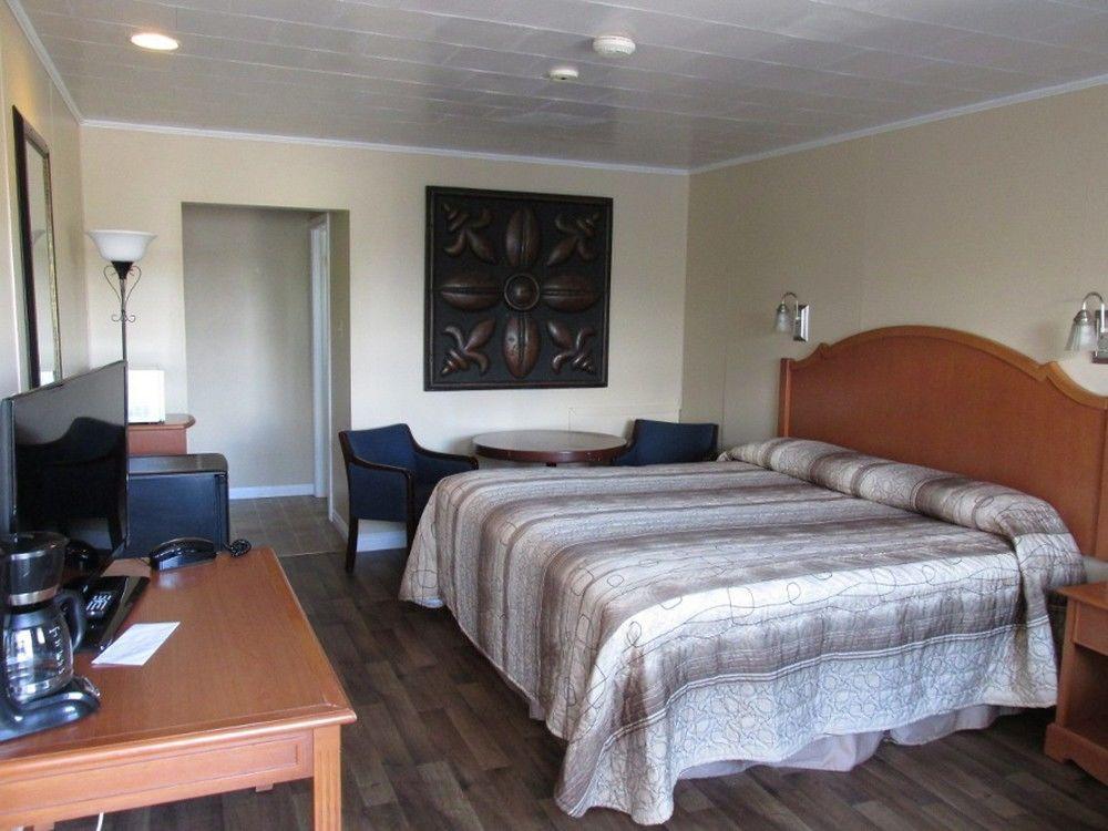 Berry'S Motel Truro Exteriér fotografie